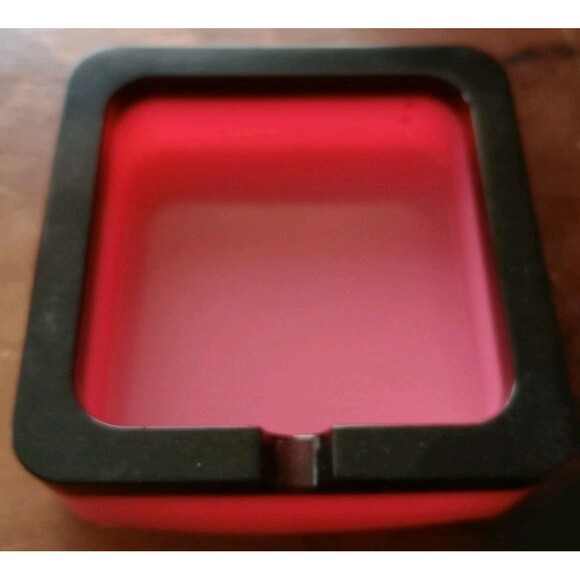 Homemade Resin Ashtray Pink & Black Home Gift Unique New - Picture 1 of 4
